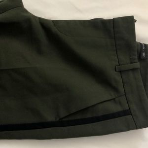 Zara Pants - Zara woman forest green dress pants Zara Pants - Zara woman forest green dress pants
